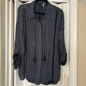 Rip Curl Navy and White Geometric Blouse